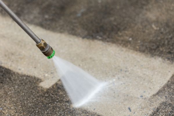 Cost of Garage Floor Power Washing in Greeley