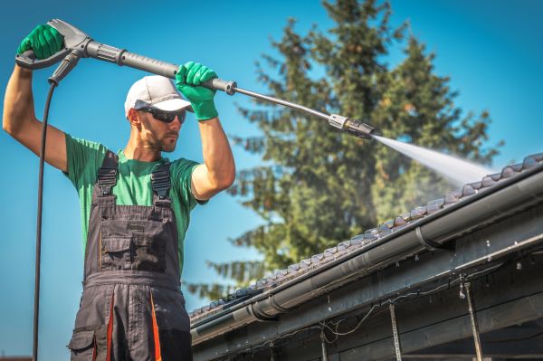 Cost of Gutter Washing in Greeley